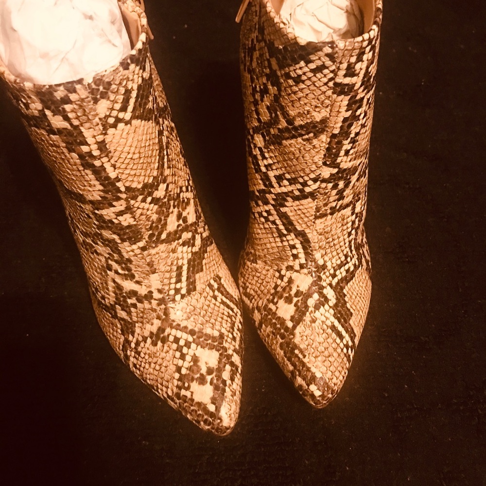 Just Fab Snake Skin Booties